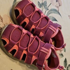 Eddie Bauer Girls Two-Tone Pink Closed-Toe Sport Sandals